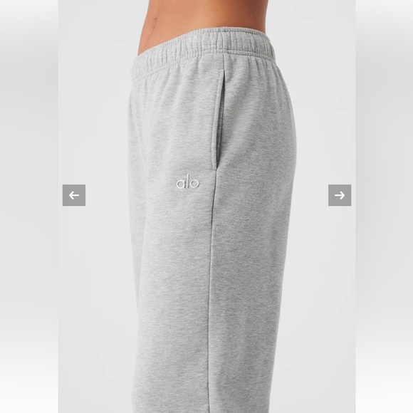ALO Yoga Pants - Alo Yoga Accolade Straight Leg Sweatpants in Athletic Heather Grey Size Medium